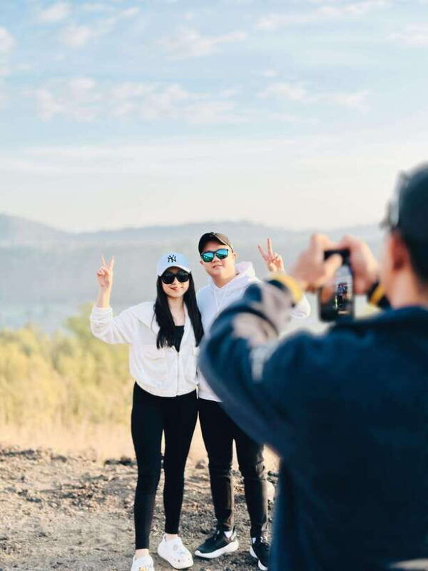 bali-mount-batur-sunrise-and-black-lava-jeep-tour