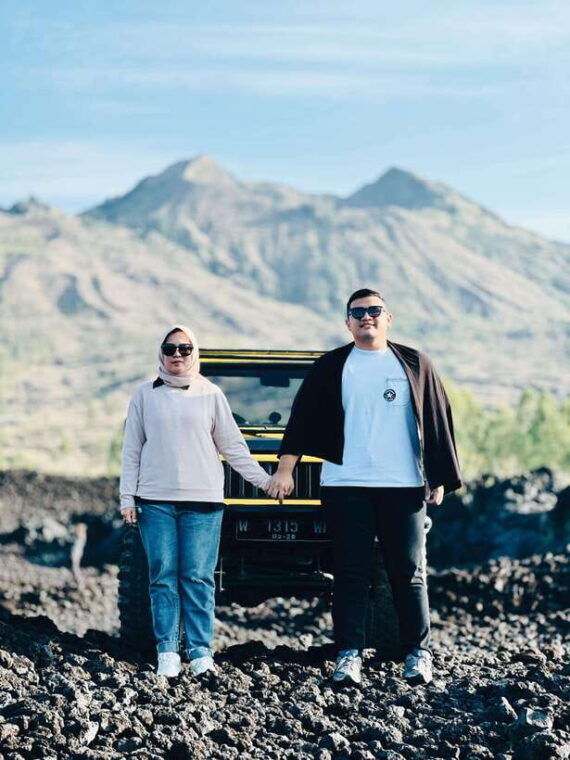 bali-mount-batur-sunrise-and-black-lava-jeep-tour