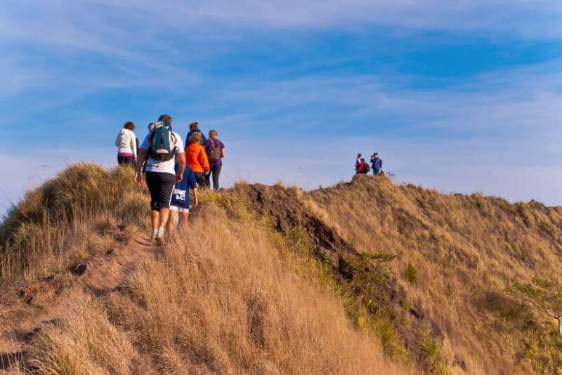 bali-mount-batur-sunrise-hike-with-breakfast-hot-spring-2