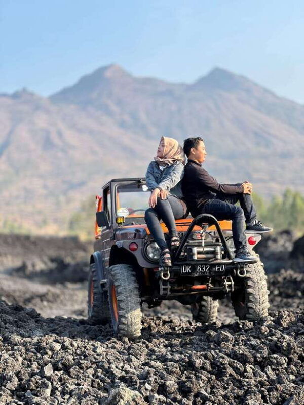 bali-mount-batur-sunrise-jeep-hotsprings-and-breakfast