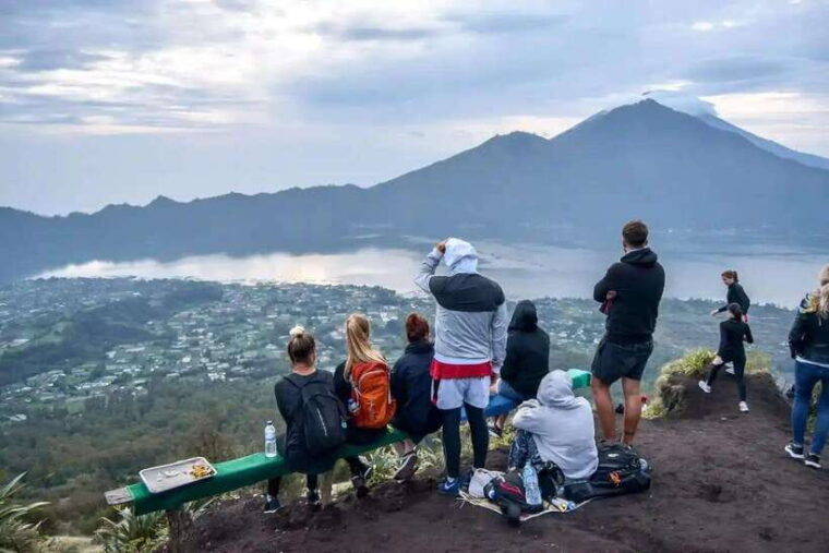bali-mount-batur-sunrise-trek-and-hot-springs