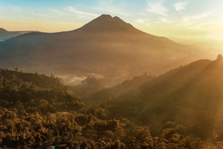 bali-mount-batur-sunrise-trek-with-guide-and-breakfast