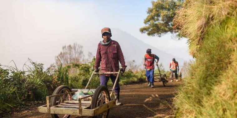 bali-mount-bromo-and-kawah-ijen-3-day-volcanic-trip