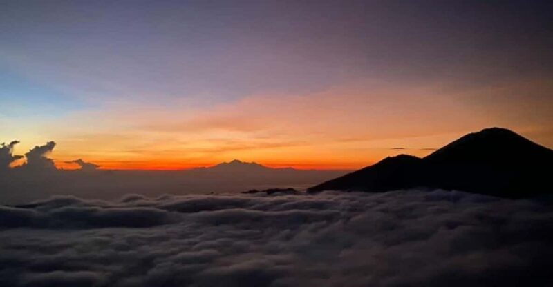 bali-mt-batur-sunrise-hike-guide-breakfast
