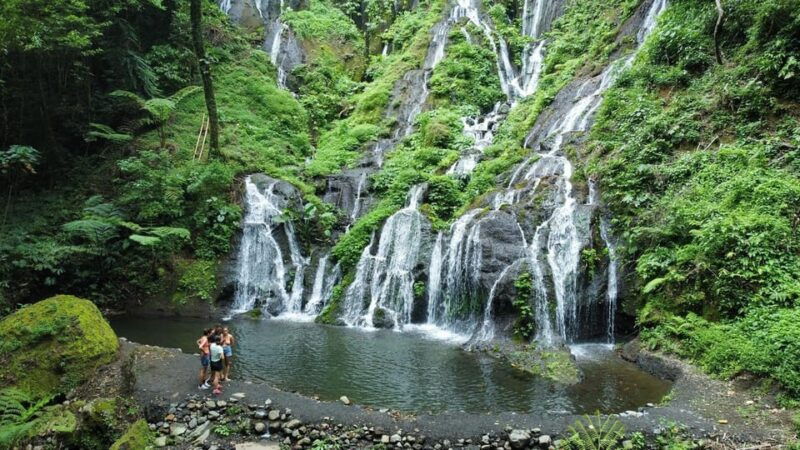 bali-munduk-secrets-waterfalls-trekking
