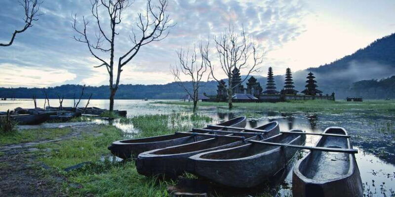 bali-munduk-waterfalls-trek-twin-lakes-and-temple-tour