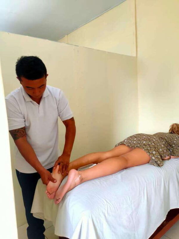 bali-mundukbalinese-traditional-massage