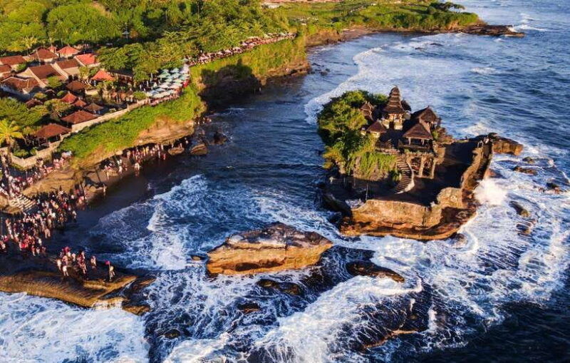 bali-north-bali-private-car-rental-with-female-driver