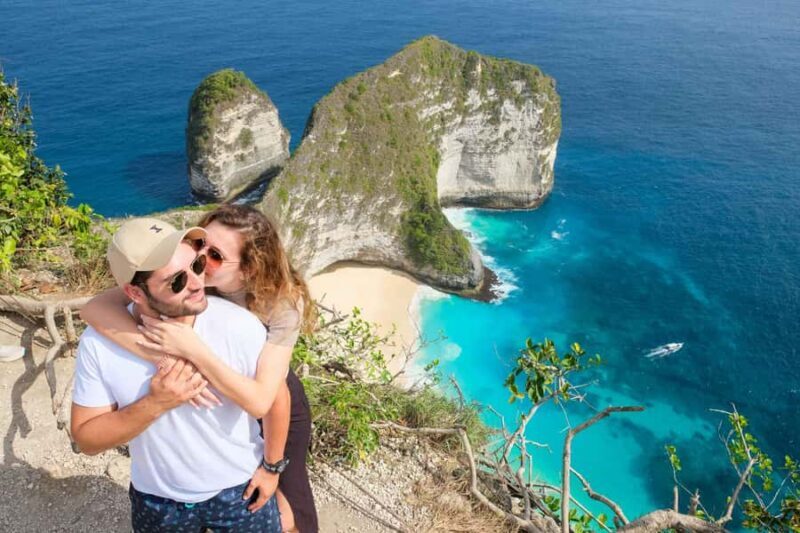 Bali: Nusa Penida by Premium Yacht, Manta Rays, Land Tour - FAQ