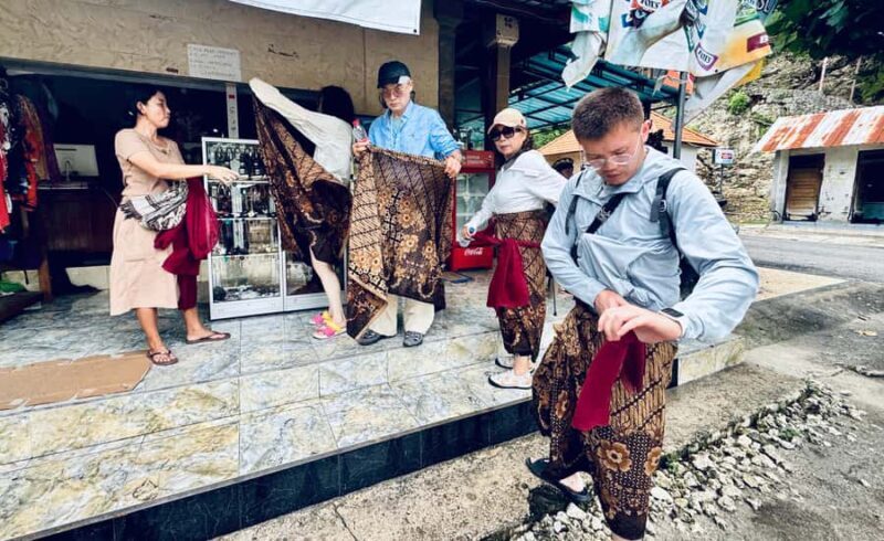 Bali: Nusa Penida: Turtle Conservation, Massive Cave Temple - Refreshing Break at Bubu Beach