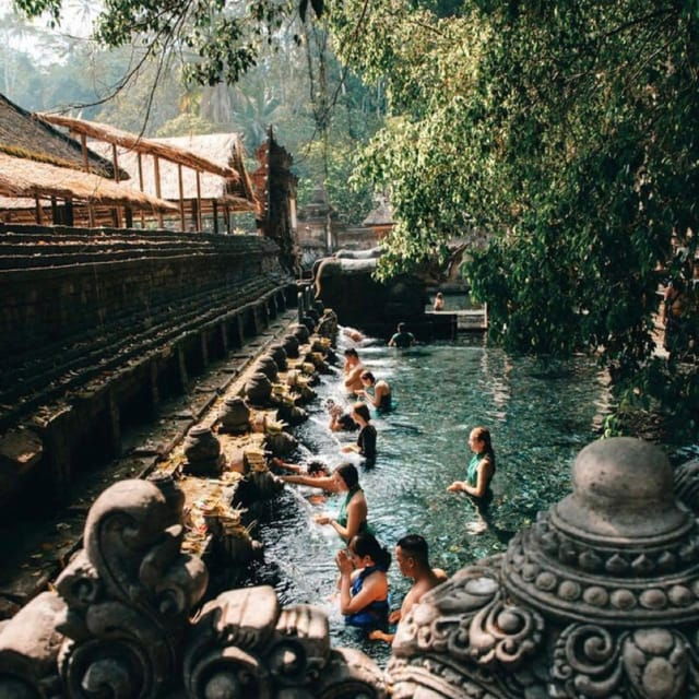 bali-primary-school-balinese-house-rice-terrace-temple