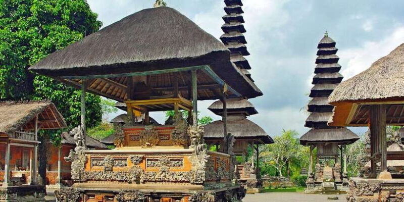 bali-private-tour-best-waterfall-with-tanah-lot-temple