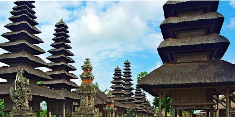 bali-private-tour-best-waterfall-with-tanah-lot-temple