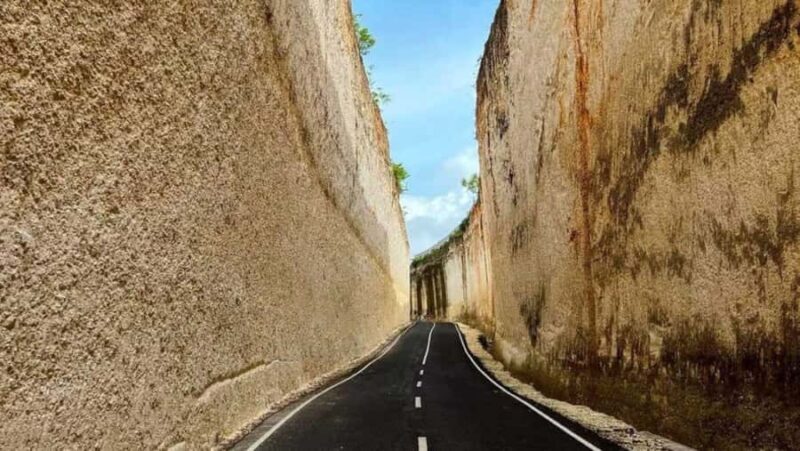 Bali: Private Tour Customised Uluwatu With Kecak Dance - Key Points