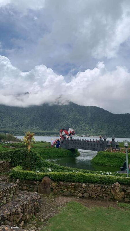 bali-private-tour-of-jatiluwih-ulun-danu-and-tanah-lot