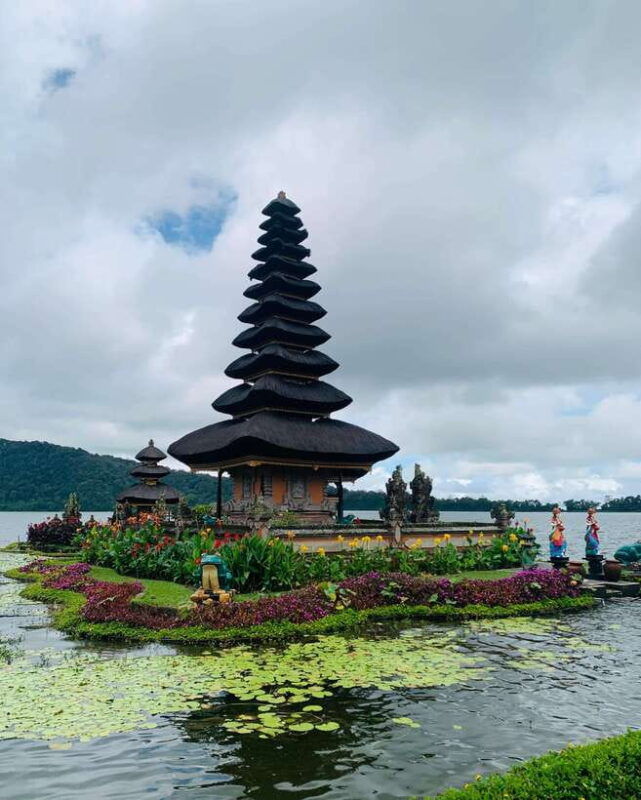 bali-private-tour-of-jatiluwih-ulun-danu-and-tanah-lot