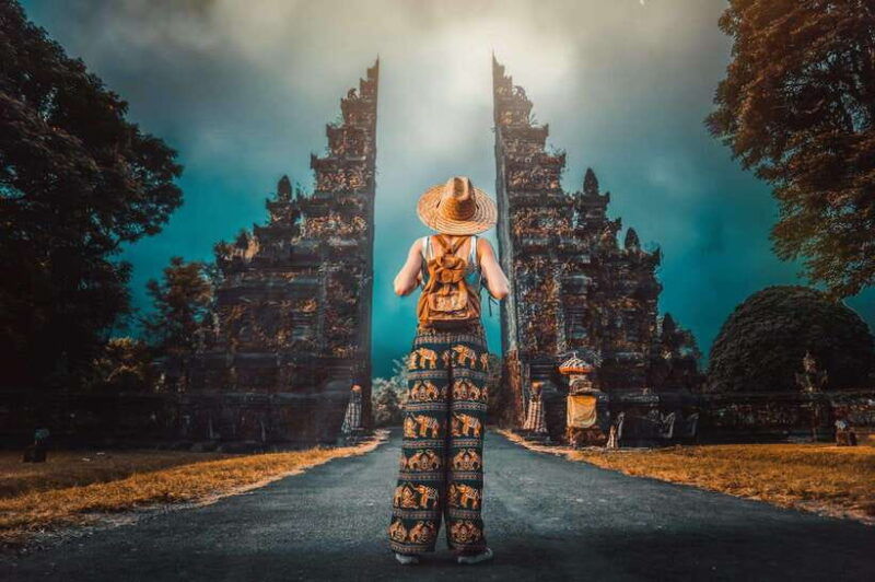 bali-private-tour-of-lake-beratan-handara-gate-and-more