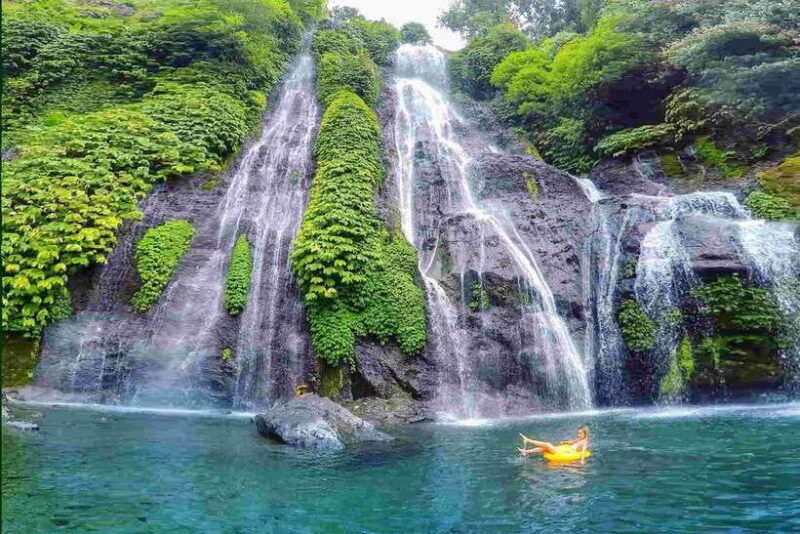 bali-private-tour-of-lake-beratan-handara-gate-and-more