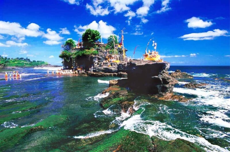 Bali: Royal Temple, Bedugul, and Tanah Lot Private Tour - The Grand Finale: Tanah Lot Sunset