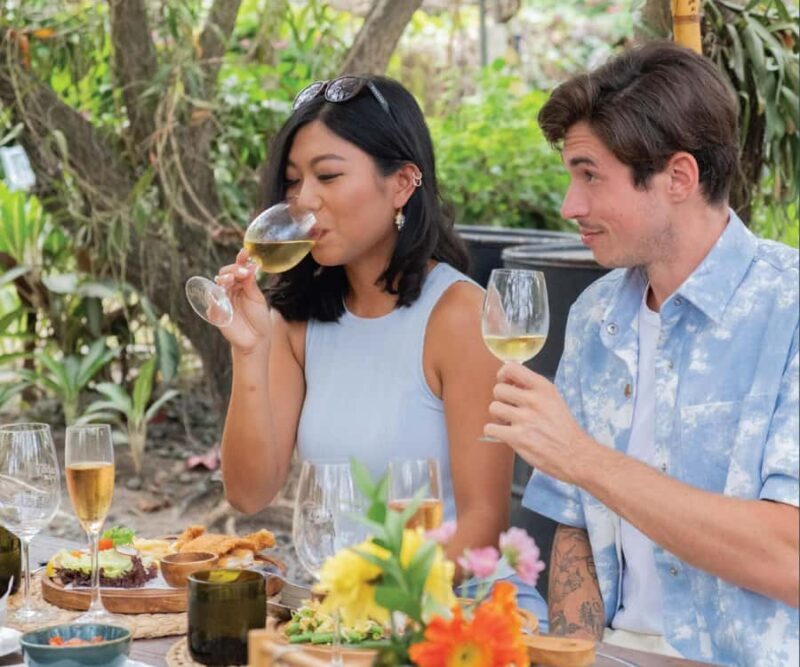 Bali: Sababay Winery Tour, Art Market & Dinner - Key Points