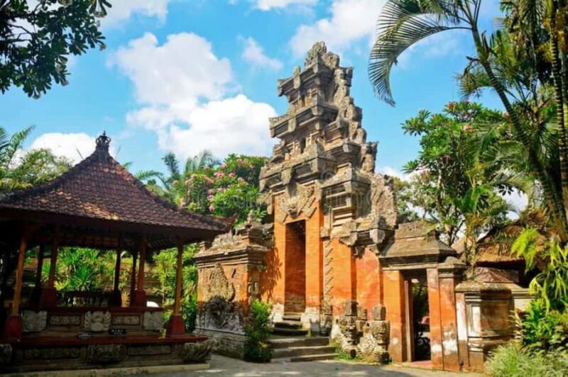 Bali: Safari Zoo and Ubud Palace and Market Day Tour - The Experience from Reviews