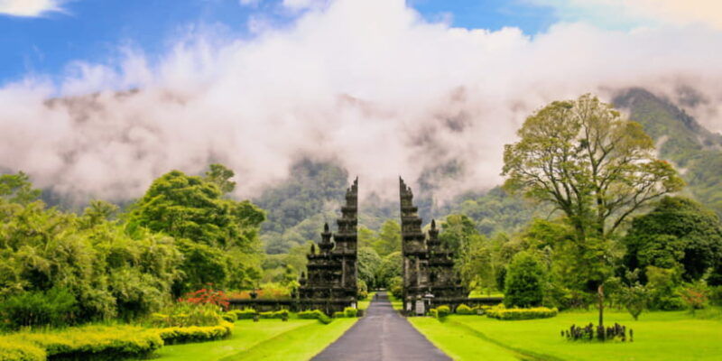 bali-scenic-west-bali-private-tour-luxury-car