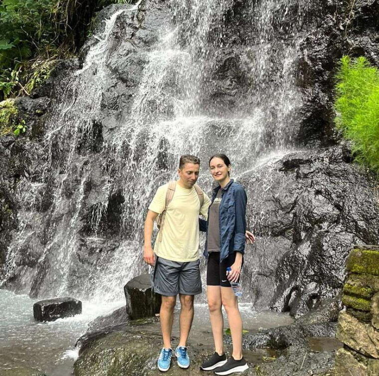 bali-sidemen-valley-cycling-tour-with-gembleng-waterfall