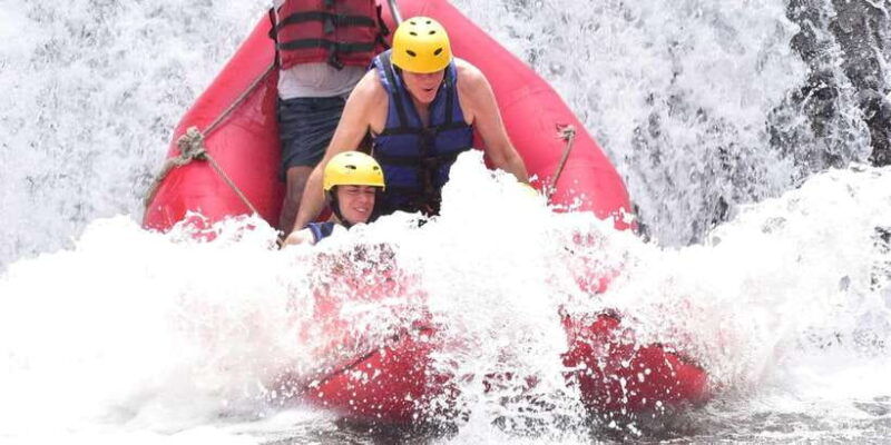 bali-sidemen-white-water-rafting-with-no-stairs-adventures