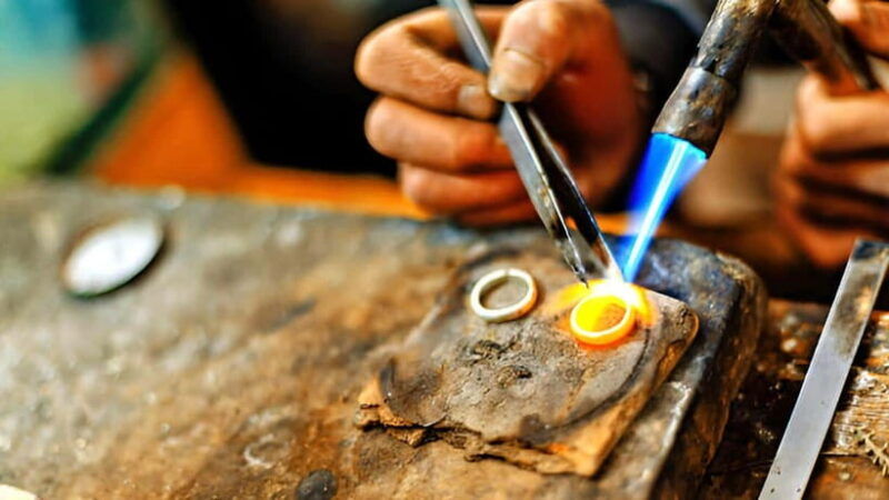 bali-silver-artistry-class-create-unique-jewelry-in-sidemen