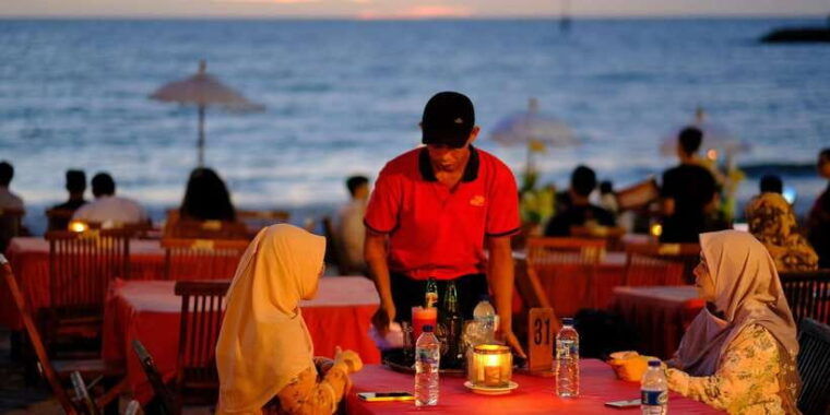 bali-south-bali-adventure-beach-club-sunset-dinner-more