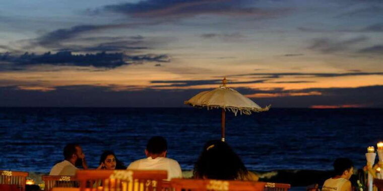 bali-south-bali-adventure-beach-club-sunset-dinner-more