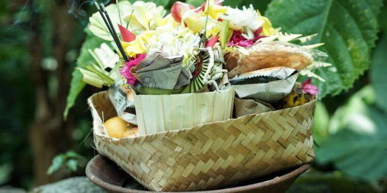 bali-spiritual-blessing-ceremony-pristine-nature-transfer