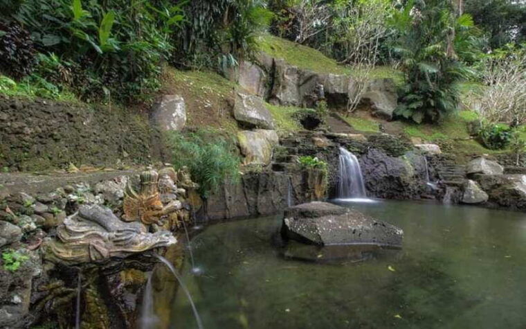 bali-spiritual-tour-with-meditation-and-puja-ceremony