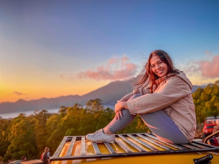 bali-sunrise-jeep-mount-batur-black-lava-and-hotspring