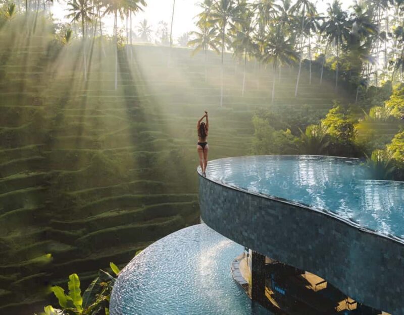 Bali: Sunrise Jeep Mount Batur With Hot Spring Relaxation - The Floating Temple on Lake Batur