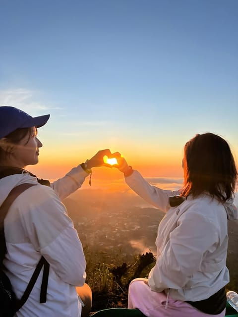 bali-sunrise-trekking-with-private-guide-at-mount-batur