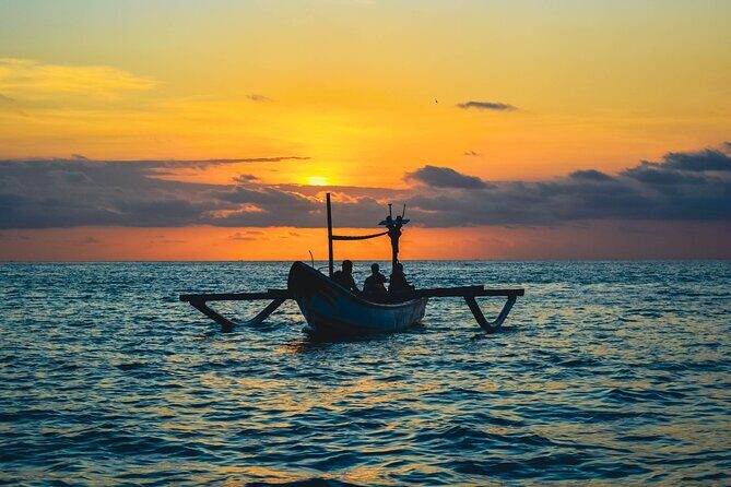 Bali Sunset Cruise by Jukung with Seafood Dinner - Key Points