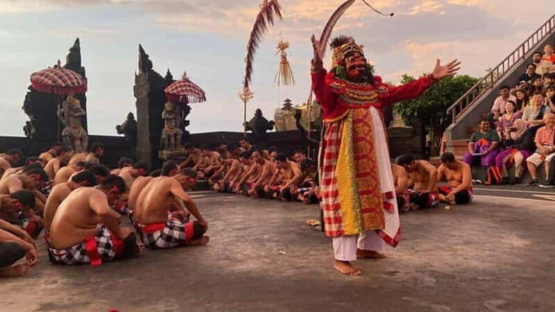 bali-sunset-uluwatu-temple-kecak-fire-dance-private-tour