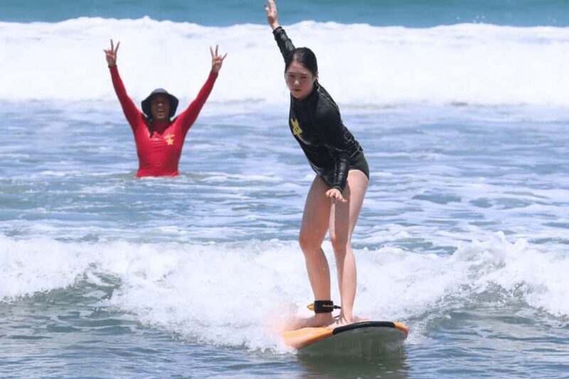 Bali: Surf Lessons for Beginners Couple at Kuta Beach - The Setting and Atmosphere