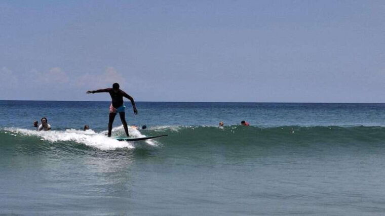 bali-surfing-lessons-for-beginners-and-intermediate-surfers