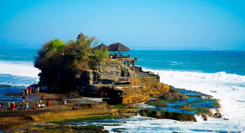 bali-taman-ayun-and-tanah-lot-sunset-tour