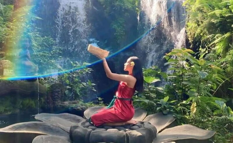 Bali : Taman Beji Griya Waterfall Purification and Ubud Tour - Key Points