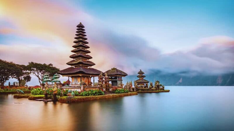 Bali : Tanah Lot Temple - Lake Temple, Banyumala Waterfall - FAQ