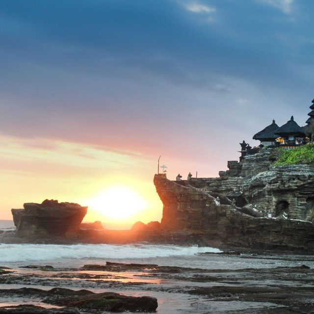 bali-tanah-lot-temple-tour