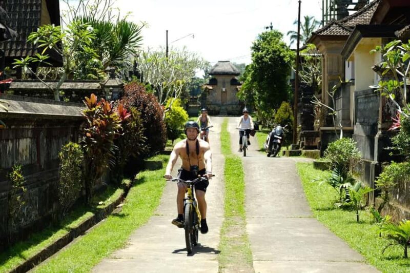 Bali: Taro Village Cycling Tour with Magical Night Fireflies - Exploring the Bali Taro Village Cycling Tour