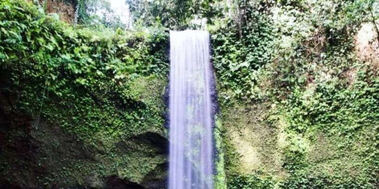 bali-tegenungan-kanto-lampo-and-tibumana-waterfall-tour