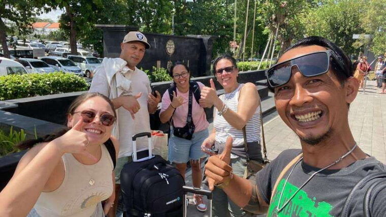 bali-tegenungan-kanto-lampo-and-tibumana-waterfalls-tour