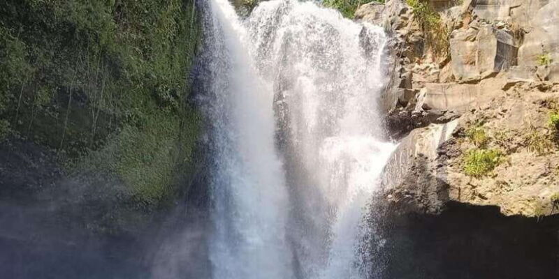 bali-tegenungan-tibumana-and-kanto-lampo-waterfall-tour