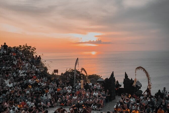 Bali: The Best Uluwatu Sunset, Kecak Dance and Dinner in Jimbaran - Authentic Insight from Previous Travelers