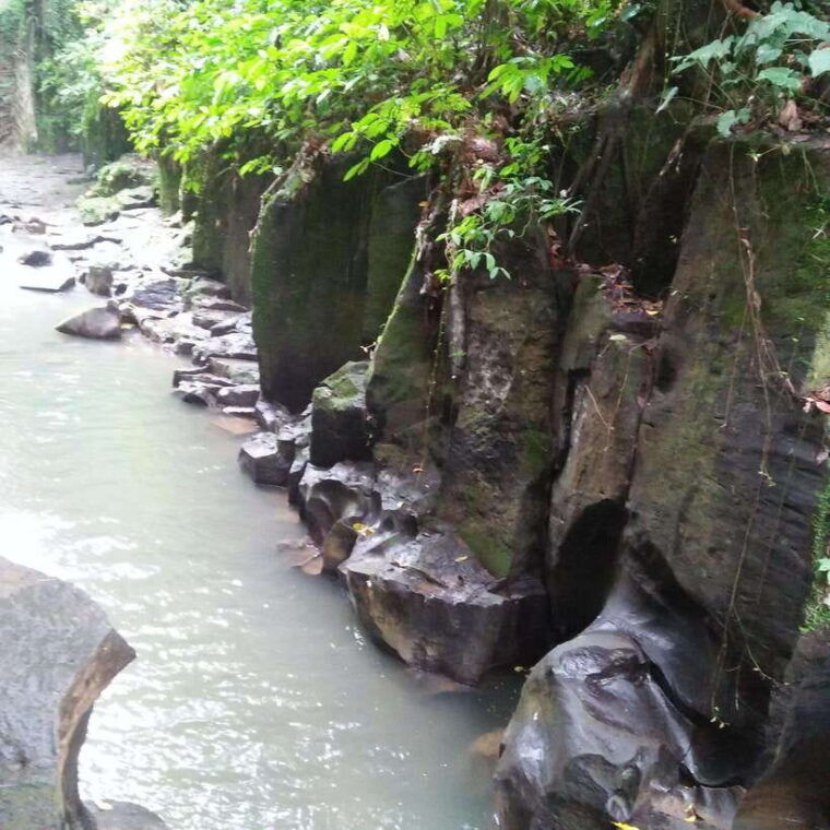 bali-tibumana-tukad-cepung-kanto-lampo-tegenungan-tour